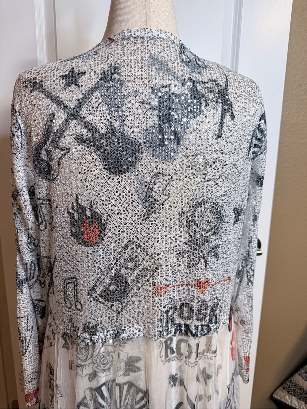 🆕 Origami Designer Rock & Roll White Silver Red Sequin SheerTulle Long Duster - Picture 5 of 10